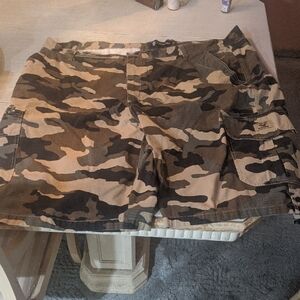 Akademiks Brown Tan Cargo Shorts